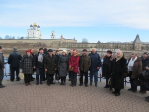 Нас встретил Псков, стариною пленя&hellip;