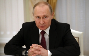 Путин призвал нарастить усилия в борьбе с экстремизмом