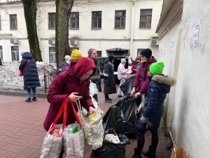 Итоги традиционной ежемесячной акции по раздельному сбору РСО у здания МО Смольнинское
