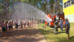 Проведена тренировка по эвакуации детей и персонала в случае возникновения пожара