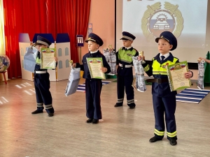МО Смольнинское на страже дорожной безопасности