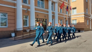 В школе №174 почтили память погибшего пожарного