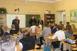 В школе № 193 Центрального района г. СПб в преддверии празднования 30-летия вывода советских войск из Афганистана состоялся урок мужества.