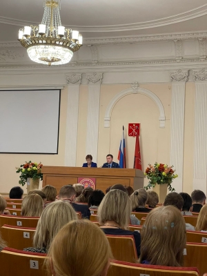 Представители муниципального образования Смольнинское приняли участие в семинаре