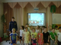 Занятие в детских садах.
