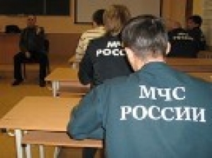 ГУ МЧС оповещает петербуржцев о шторме 28 января