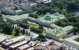 Стартует цикл пешеходных экскурсий по Центральному району