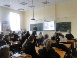 В муниципальном образовании Смольнинское провели Урок мужества