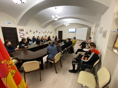 Осведомлен - значит вооружён. Беседа с подростками МО Смольнинское