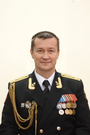 Сегодня отмечает день рождения депутат Муниципального Совета МО Смольнинское Антонович Дмитрий Владимирович