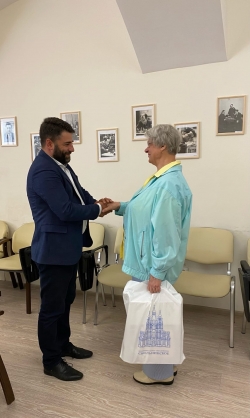Глава округа Григорий Ранков поздравил с днем рождения Галину Михайловну Анисимову