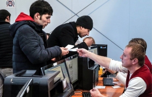 Иностранцам с жильем и работой в России станет проще получать квоту на РВП
