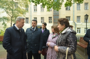 Глава Центрального района Андрей Хлутков провел объезд по объектам благоустройства