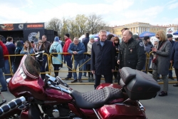 Александр Беглов дал официальный старт мотосезону-2019