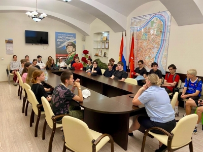 Профилактические мероприятия с молодежью МО Смольнинское