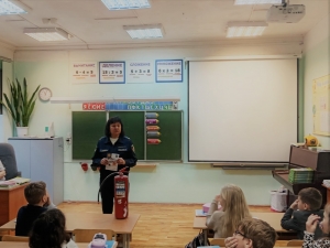 Уроки безопасности - правила поведения на водных объектах в зимний период