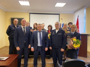 Начальник УМВД полковник полиции Андрей Гаврилов поздравил с профессиональным праздником сотрудников и работников Штаба Управления