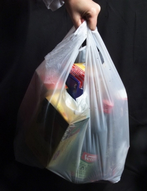 В ДЕТСКИХ САДАХ ЦЕНТРАЛЬНОГО РАЙОНА НАЧАЛИ ВЫДАВАТЬ ПРОДУКТОВЫЕ НАБОРЫ