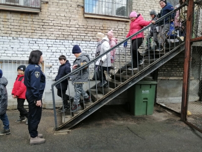 В средней школе №167 Центрального района прошла тренировочная эвакуация