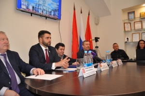 В прямом диалоге с жителями