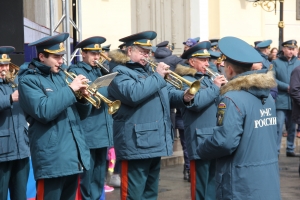 Огнеборцы Центрального района отметили свой профессиональный праздник на Манежной площади