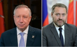 Дорогие ленинградцы-петербуржцы!    Поздравлем вас с Днем рождения Санкт-Петербурга!